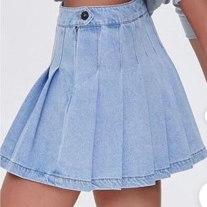 Forever 21 Pleated Denim Skirt